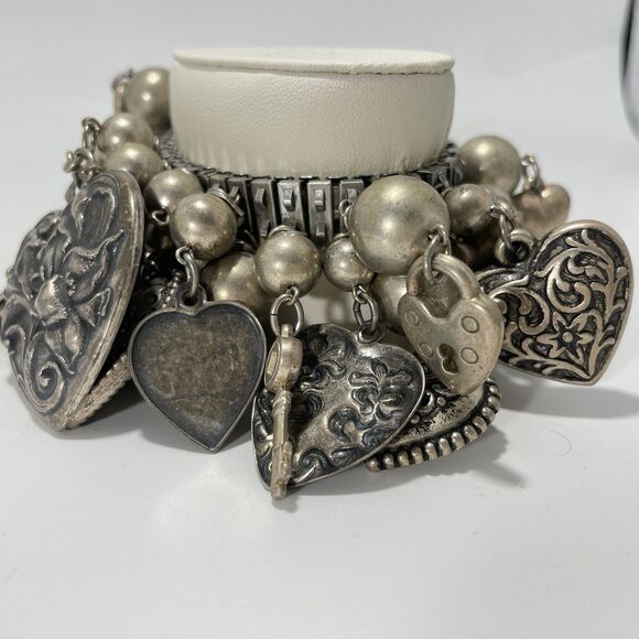 Vtg Silver Tone Heart Charm Bracelet Expandable Band Mixed Heart Lock Key Charm - Picture 2 of 12